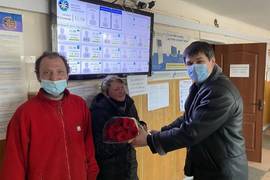 В Киеве пара бездомных восстановила паспорта и собирается в РАГС