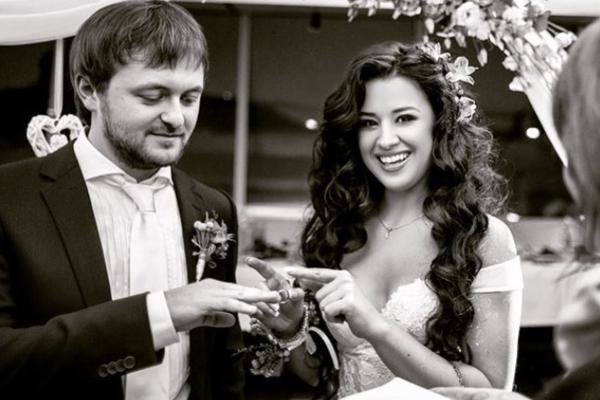 Семейная лодка артистов не уцелела