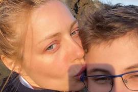 Тина Кароль отправилась в Исландию и снялась на фоне водопадов