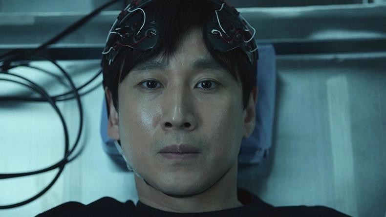 Актер из "Паразитов" появился в трейлере мини-сериала "Доктор Мозг"