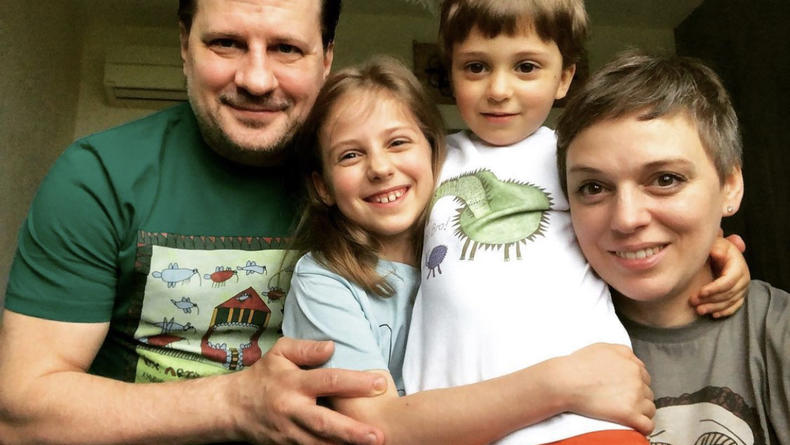 Звезда "Не родись красивой" потеряла ребенка Звезда "Не родись красивой" потеряла ребенка