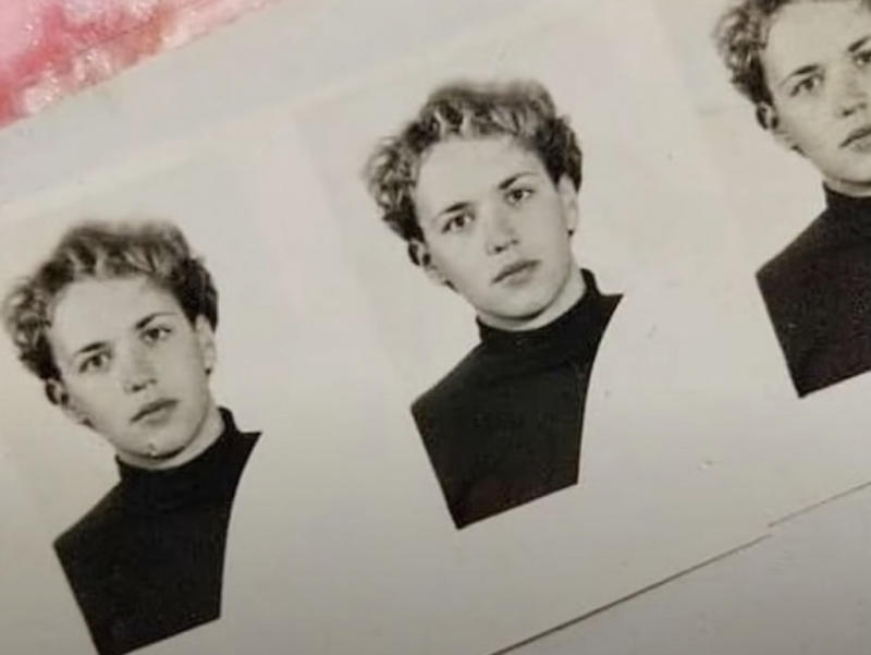 Так Монро выглядела на студенческой зачетке. Так Монро выглядела на студенческой зачетке.