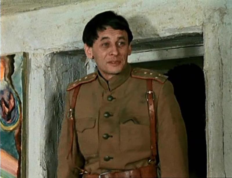 Владимир сыграл в "Гори, гори моя звезда" (1969). Владимир сыграл в "Гори, гори моя звезда" (1969).