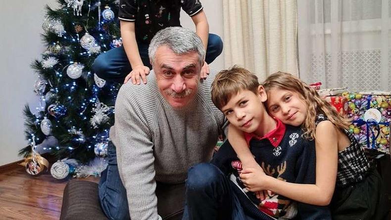 Доктор Комаровский показал отдых с внуками в Карпатах
