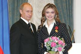 Кабаева с детьми Путина может находиться в Швейцарии – СМИ