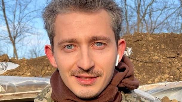 Коля перечислил в видео многих коллег из тревел-шоу Коля перечислил в видео многих коллег из тревел-шоу