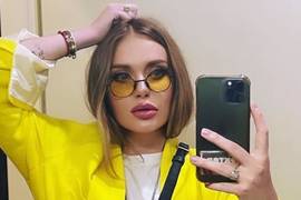 Каминская показала прогулку с детьми и флагом Украины в Амстердаме
