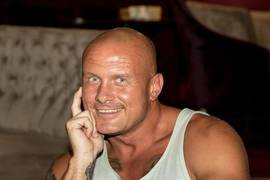 Узелков пожаловался на патриотические посты выехавших из Украины