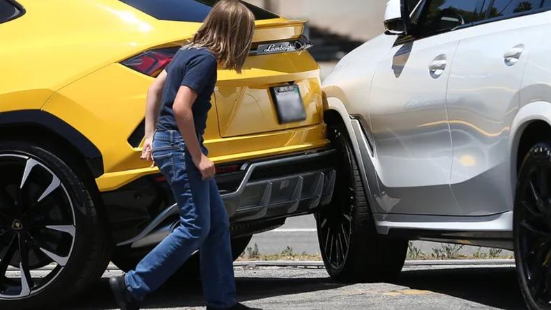 10-летний сын Бена Аффлека устроил ДТП на Lamborghini - видео