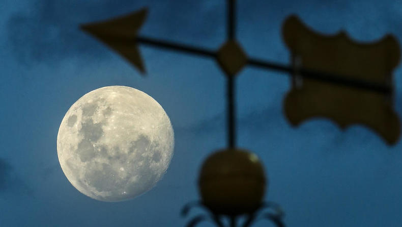 Місячний календар у серпні – які фази Місяця для чого добрі