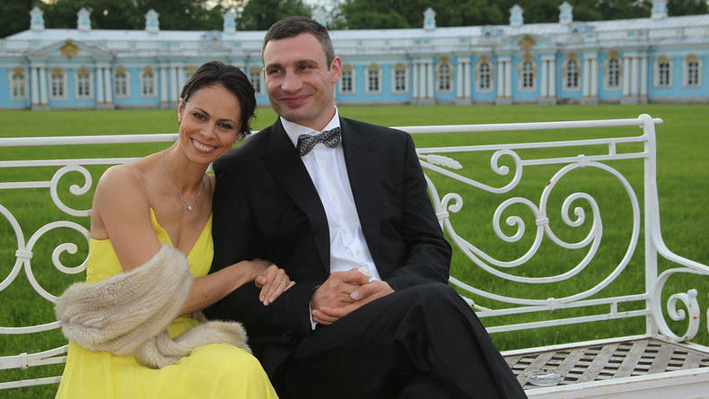 Жена Виталия Кличко объяснила причину их развода: Это обдуманное, обоюдно принятое решение