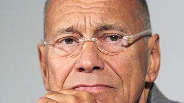 Кончаловский считает, что Путин рискует своей жизнью Кончаловский считает, что Путин рискует своей жизнью