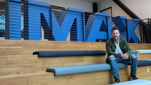 Режиссер Дэвид Литч зашел в IMAX, чтобы убедиться, что фильм "Быстрее пули" выглядит "правильно" на экранах компании Режиссер Дэвид Литч зашел в IMAX, чтобы убедиться, что фильм "Быстрее пули" выглядит "правильно" на экранах компании