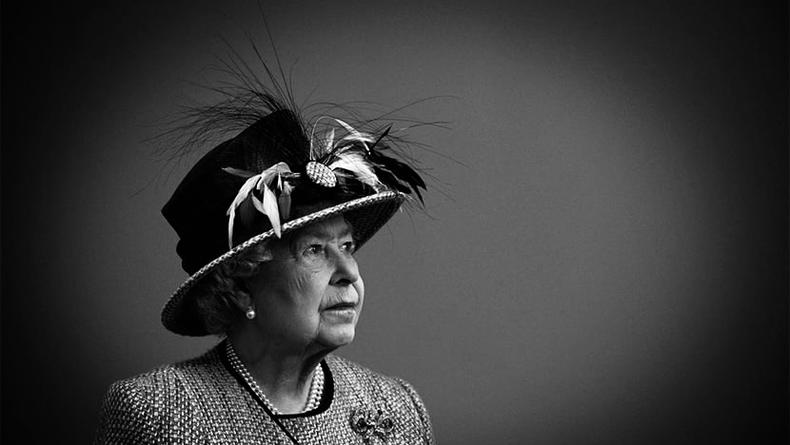 Пам'яті Єлизавети II: Архівні фото покійного ченця