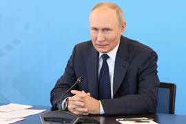 "То ли президент - идиот, что в сказки верит, то ли "старец" ненастоящий": Путин неудачно встретился с шаманом на Валдае