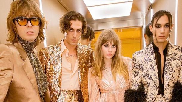Распрощался с кудрями: солист Måneskin изменил прическу Фото: instagram.com/maneskinofficial Распрощался с кудрями: солист Måneskin изменил прическу Фото: instagram.com/maneskinofficial