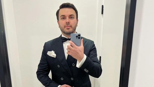 Григорий Решетник потроллил Арестовича после его отставки Фото: instagram.com/grisha_reshetnik Григорий Решетник потроллил Арестовича после его отставки Фото: instagram.com/grisha_reshetnik