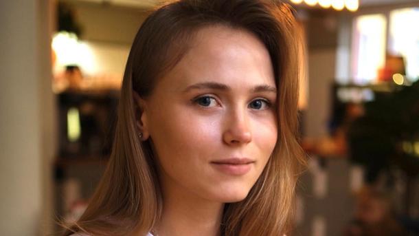 Кошмал, зокрема, намагається не дурити себе Кошмал, зокрема, намагається не дурити себе