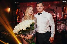 Дружина Тищенка відреагувала на скандал із чоловіком-нардепом та відпочинком у Таїланді у війну