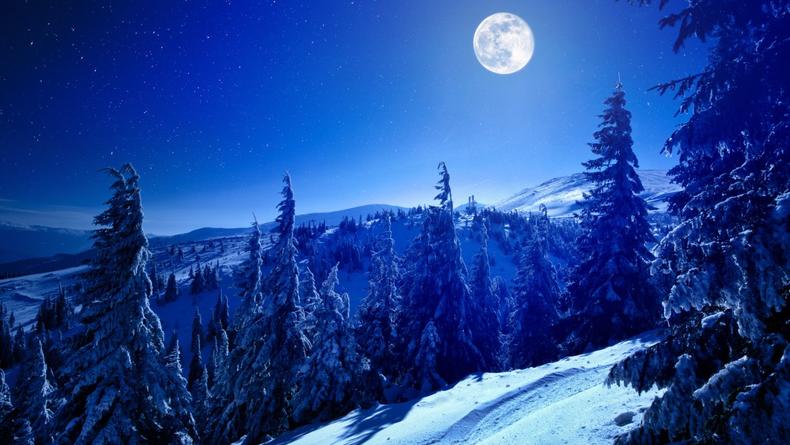 Февральское полнолуние: кому из знаков зодиака Снежная луна принесет радость