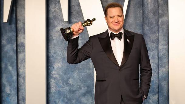 Редкий семейный выход: Брендан Фрейзер появился на «Оскаре-2023» в компании сыновей