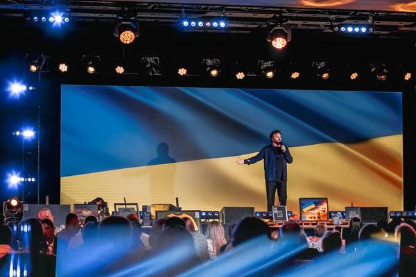 Благотворительный Ужин с Пономаревым, Хомой и Горбуновым Фото: Пресс-служба