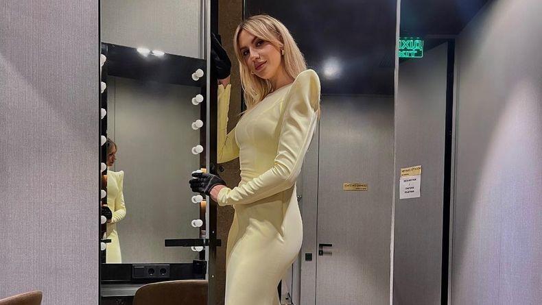 Леся Нікітюк із найкращою подружкою влаштували фотосесію в однакових вбраннях