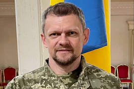 Звезда "Витальки" Гарик Бирча впервые за год приехал домой с фронта: Теперь я уже главный сержант