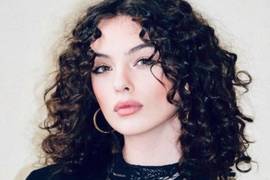 Кожа и кружево: 18-летняя дочь Беллуччи и Касселя показала самое смелое сочетание весны 2023