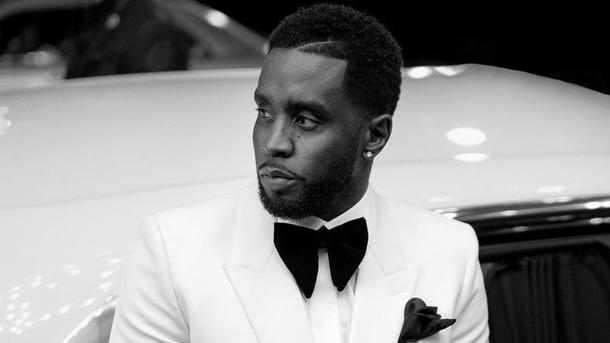 Рэпер Diddy будет ежедневно платить Стингу 5 тысяч долларов до конца его жизни: в чем причина Фото: facebook.com/Diddy Рэпер Diddy будет ежедневно платить Стингу 5 тысяч долларов до конца его жизни: в чем причина Фото: facebook.com/Diddy