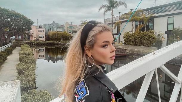 Алина Гросу сделала фото в Голливуде и призналась, вернется ли в Украину Алина Гросу сделала фото в Голливуде и призналась, вернется ли в Украину