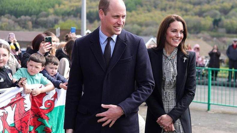 Кейт Миддлтон и принц Уильям показали новое фото по случаю годовщины свадьбы