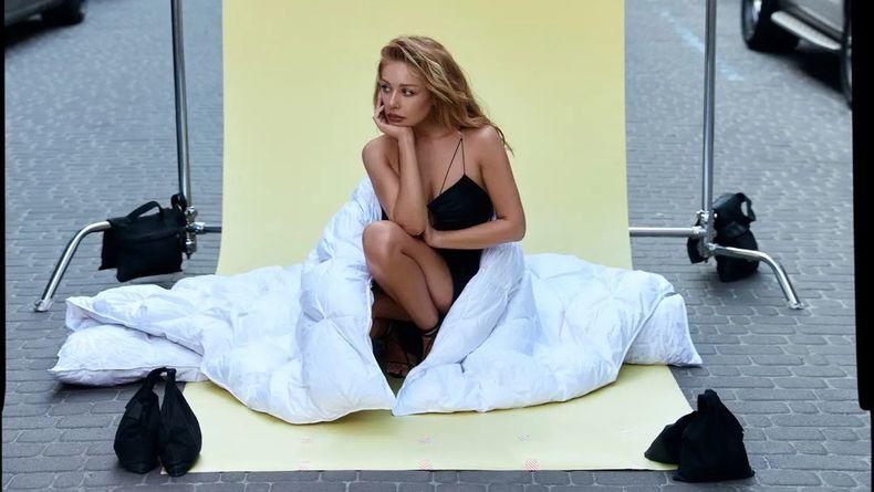 Тина Кароль пересняла клип на песню Honey & Мед после скандала с участием россиян