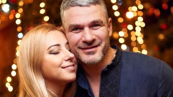 Арсен Мирзоян вспомнил, как год скрывал от первой жены роман с Тоней Матвиенко Арсен Мирзоян вспомнил, как год скрывал от первой жены роман с Тоней Матвиенко