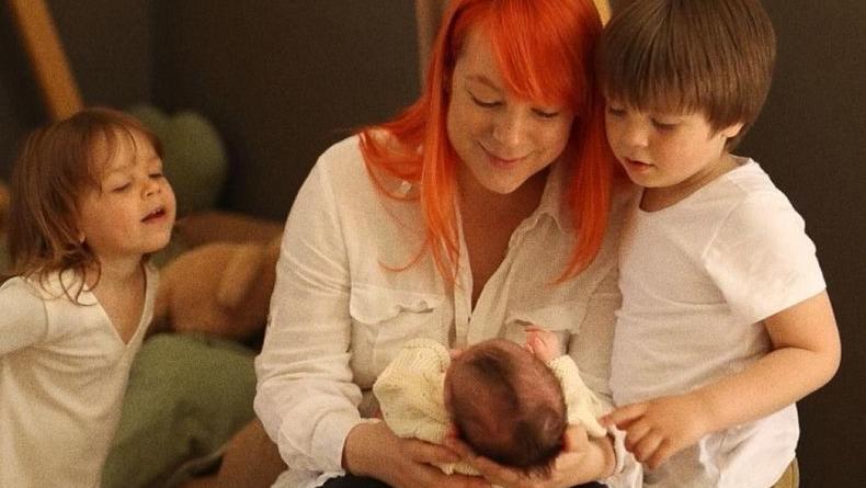 Светлана Тарабарова выбрала новорожденной дочери имя из знаменитой песни «Бумбокса»