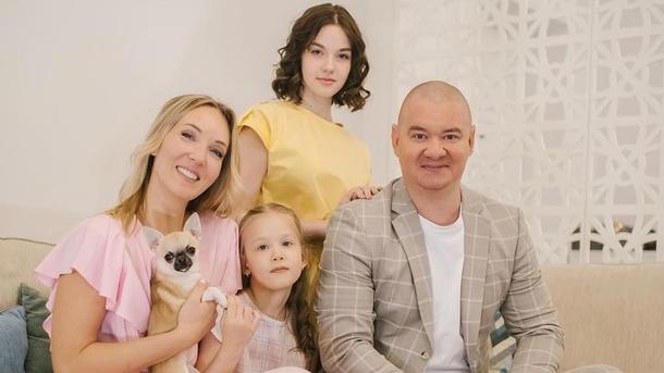 Кошевой рассказал о сложных отношениях с дочерью Варварой: «У нее нет стопа» Фото: instagram.com/yalta_k