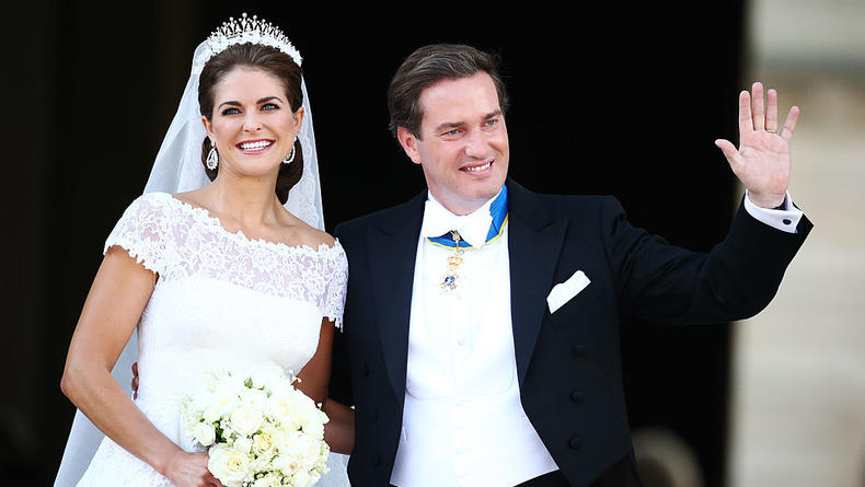 Принцесса Швеции Мадлен показала редкие фото со свадьбы по случаю 10-й годовщины