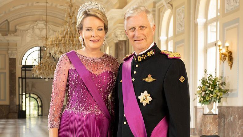 Король Филипп и королева Матильда выпустили новые портреты по случаю своего 10-летия правления в Бельгии