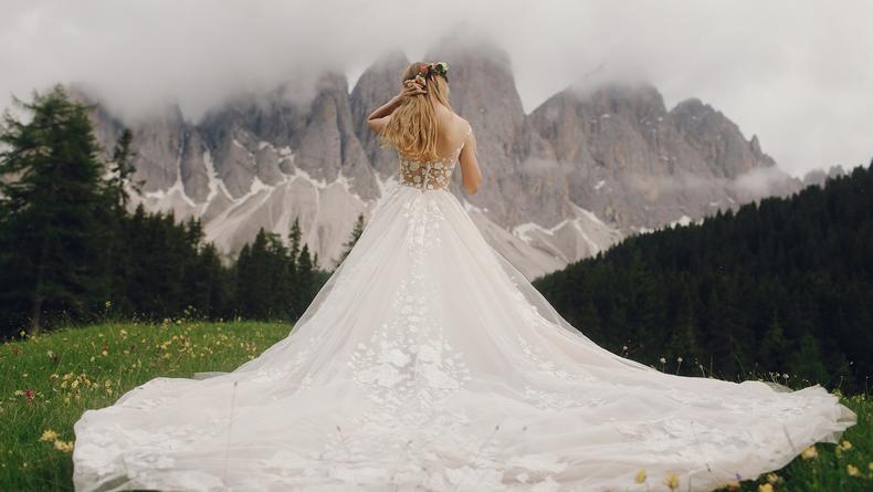 Свадебное платье по знаку зодиака: как подобрать главный в жизни наряд