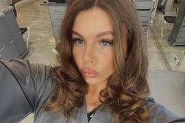 Дочь Фреймут в облегающем топе сравнили в блоге с Ланой Дель Рей