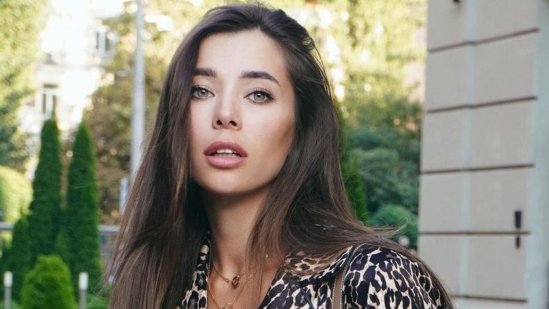Мисс Украина Вселенная выгуляла в Киеве леопардовый аутфит