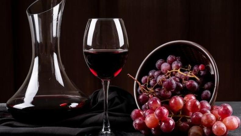 Домашнє вино: рецепти з винограду, яблук, слив