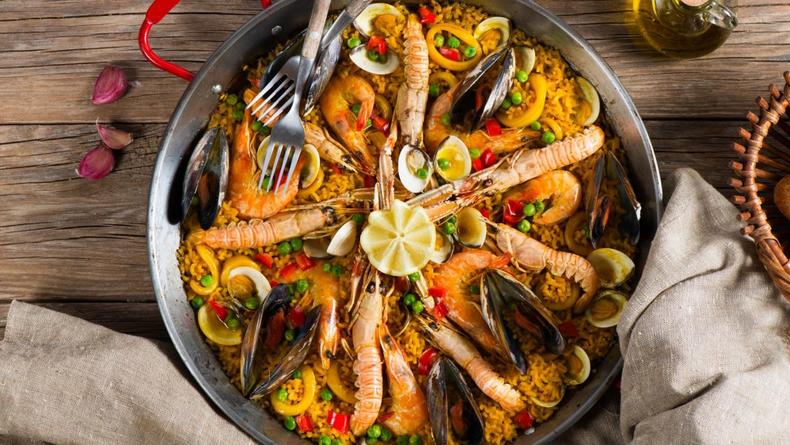Всемирный день паэльи: рецепт знаменитого испанского блюда