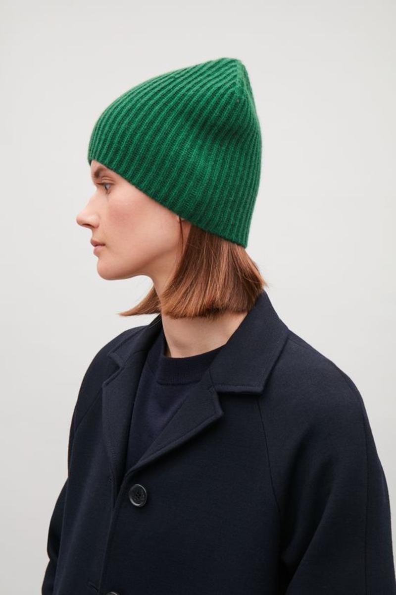 Модные женские шапки 2024-2025 — главные осенне-зимние тренды и новинки шапок
