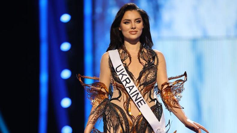 «Мисс Вселенная-2023»: выходы украинки Ангелины Усановой в полуфинале