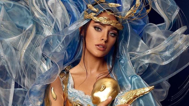«Мисс Вселенная-2023»: выход Ангелины Усановой на шоу национальных костюмов