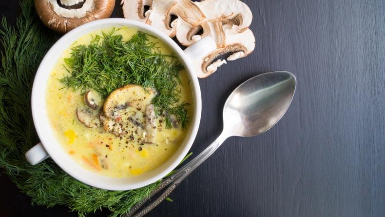 Сырный суп: простой рецепт с грибами