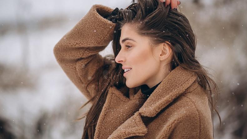 Как ухаживать за волосами зимой: ТОП-5 основных правил