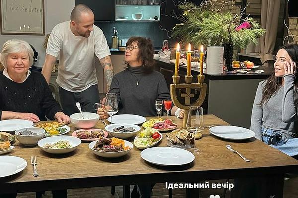 Надя Дорофеева и Миша Кацурин instagram.com/nadyadorofeeva
