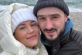 "Спасибо, Одесса": Денисенко показала встречу Нового года с мужем и сыном
